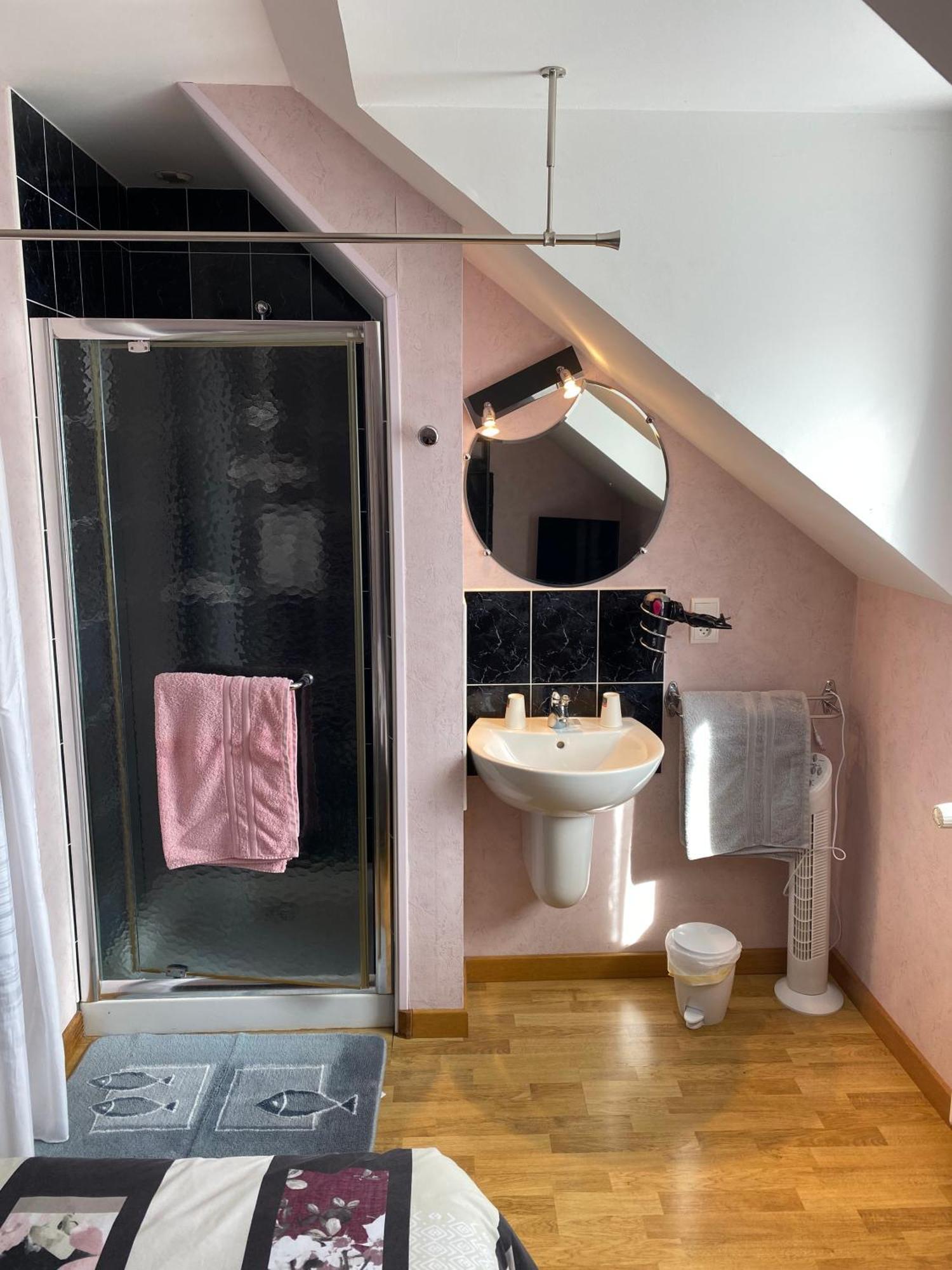 Le Petitepinay Acomodação com café da manhã Moitron-sur-Sarthe Exterior foto